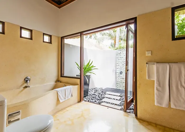 Villa Villa Sasoon Beach 100M Full Services 250 Mbps