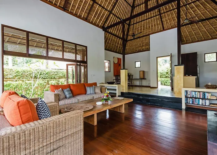 Villa Villa Sasoon Beach 100M Full Services 250 Mbps